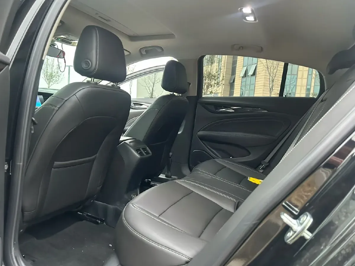 2025 Buick Regal 1.5T 169HP L4 9AT,autocango,china used car exporter,china ev exporter,chinese used car exporter,chinese used ev exporter