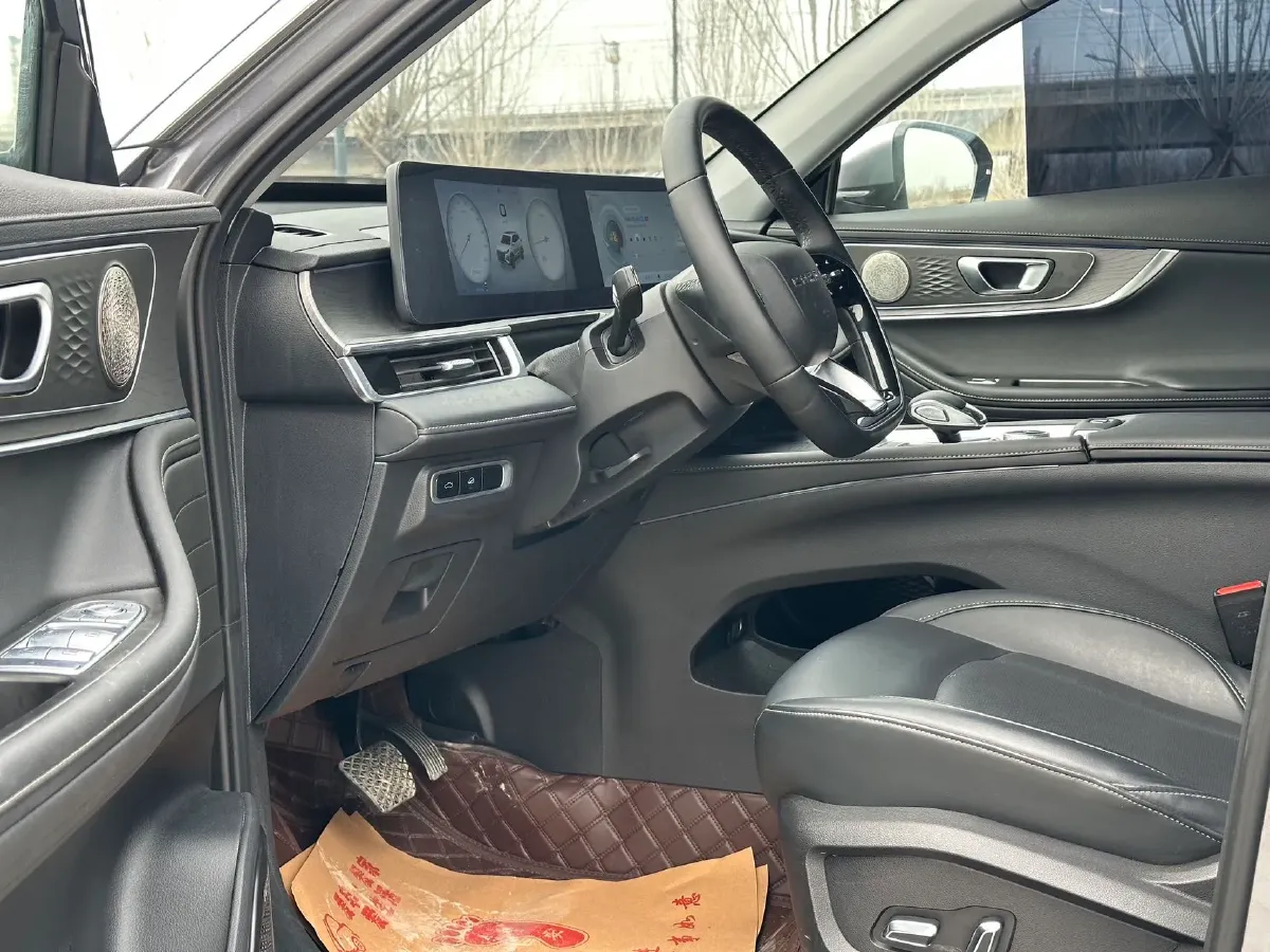 2024 Chery Tiggo 8 PRO 1.6T 197HP L4 7DCT,autocango,china used car exporter,china ev exporter,chinese used car exporter,chinese used ev exporter