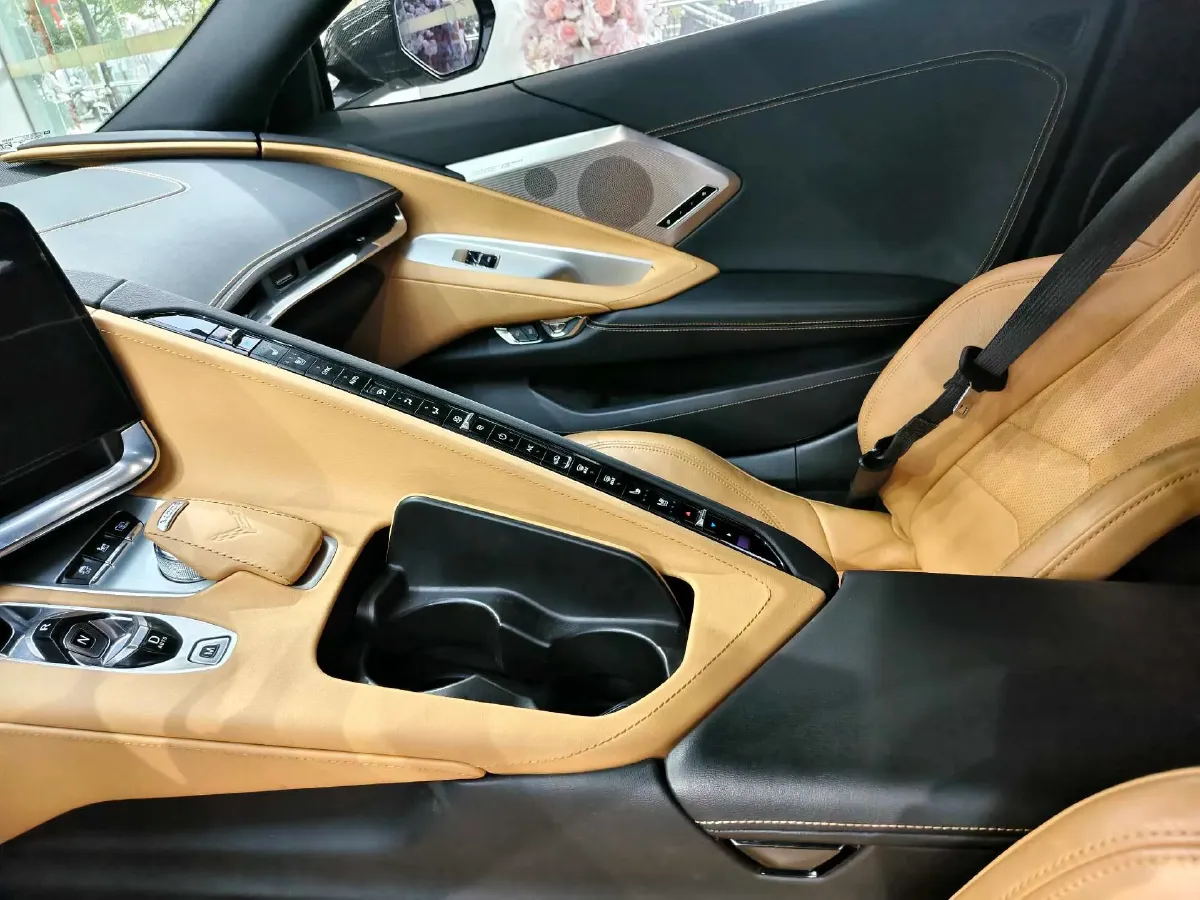 2020 Chevrolet Corvette 6.2L 496HP V8 8DCT,autocango,china used car exporter,china ev exporter,chinese used car exporter,chinese used ev exporter