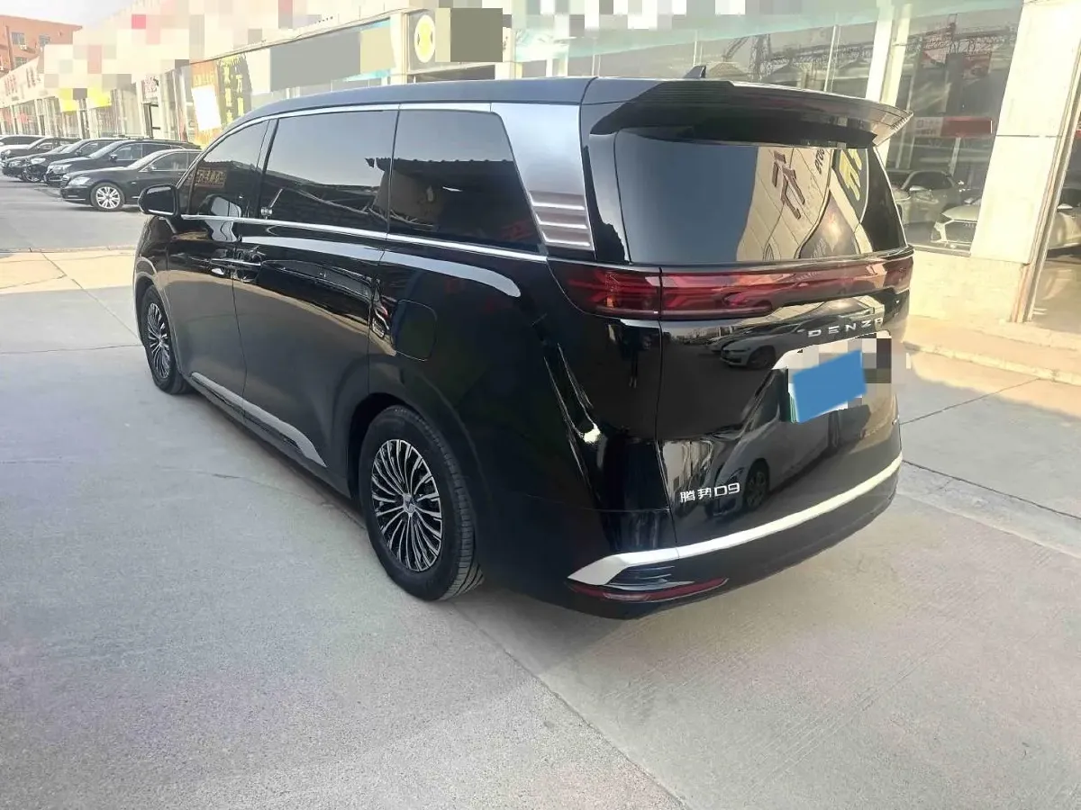 2024 Denza D9 1.5T 139HP L4 E-CVT PHEV 40KWH,autocango,china used car exporter,china ev exporter,chinese used car exporter,chinese used ev exporter