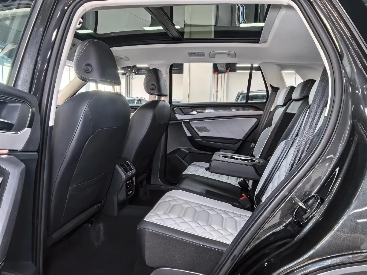 2023 Volkswagen Tayron 1.4T 150HP L4 7DCT,autocango,china used car exporter,china ev exporter,chinese used car exporter,chinese used ev exporter