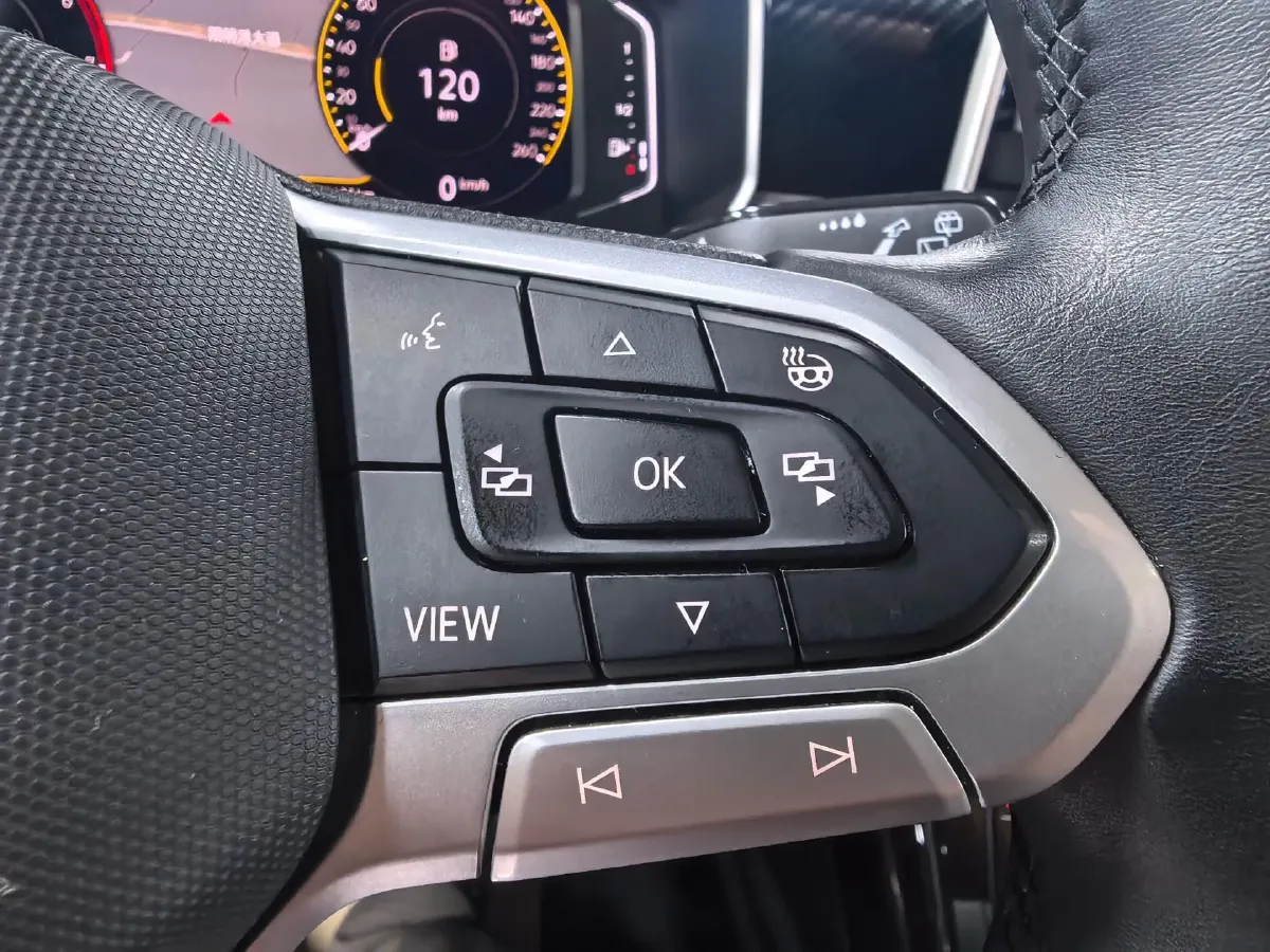 2023 Volkswagen Tayron 1.4T 150HP L4 7DCT,autocango,china used car exporter,china ev exporter,chinese used car exporter,chinese used ev exporter