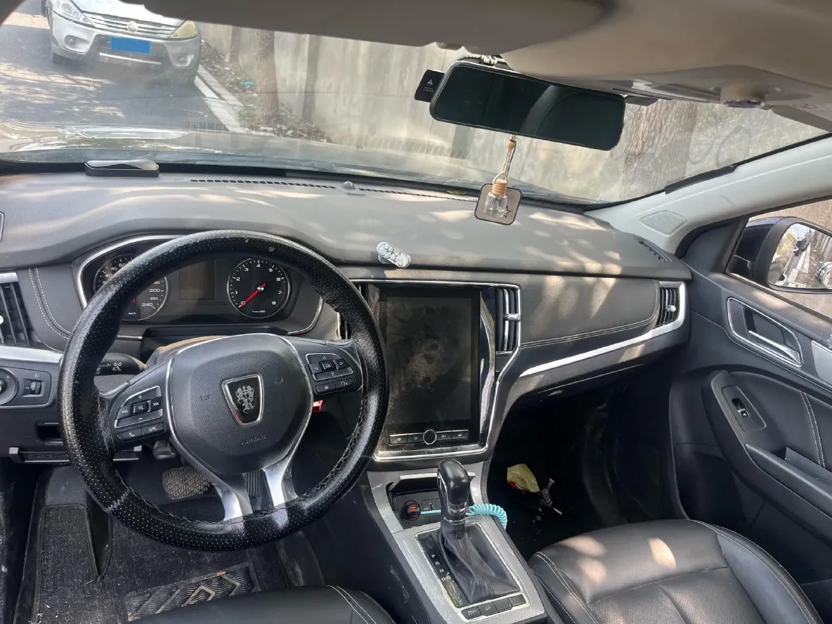 2020 Roewe i6 1.5T 169HP L4 7DCT,autocango,china used car exporter,china ev exporter,chinese used car exporter,chinese used ev exporter