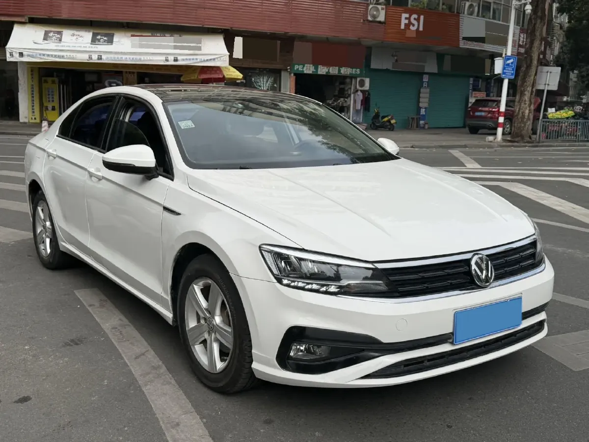 2019 Volkswagen T-Cross 1.4T 150HP L4 7DCT,autocango,china used car exporter,china ev exporter,chinese used car exporter,chinese used ev exporter