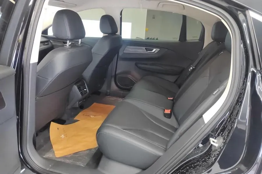 2022 HongQi E-QM5 BEV 54KWH,autocango,china used car exporter,china ev exporter,chinese used car exporter,chinese used ev exporter