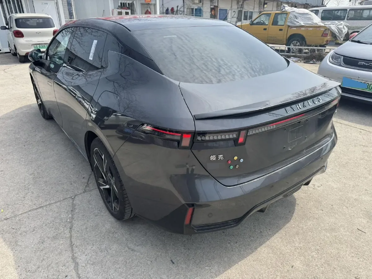 2024 LYNK&CO 07 EM-P 1.5T 163HP L4 3DHT PHEV 18.99KWH,autocango,china used car exporter,china ev exporter,chinese used car exporter,chinese used ev exporter