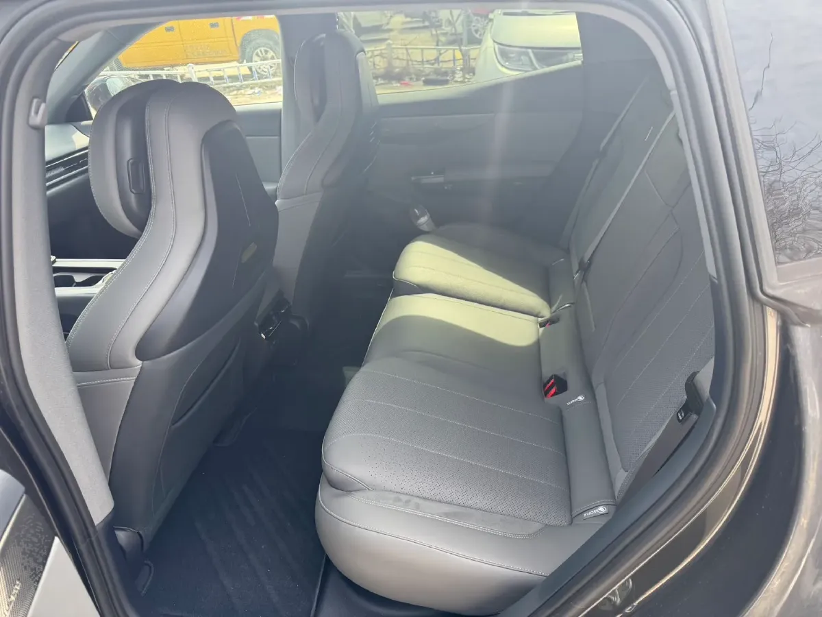 2024 LYNK&CO 07 EM-P 1.5T 163HP L4 3DHT PHEV 18.99KWH,autocango,china used car exporter,china ev exporter,chinese used car exporter,chinese used ev exporter