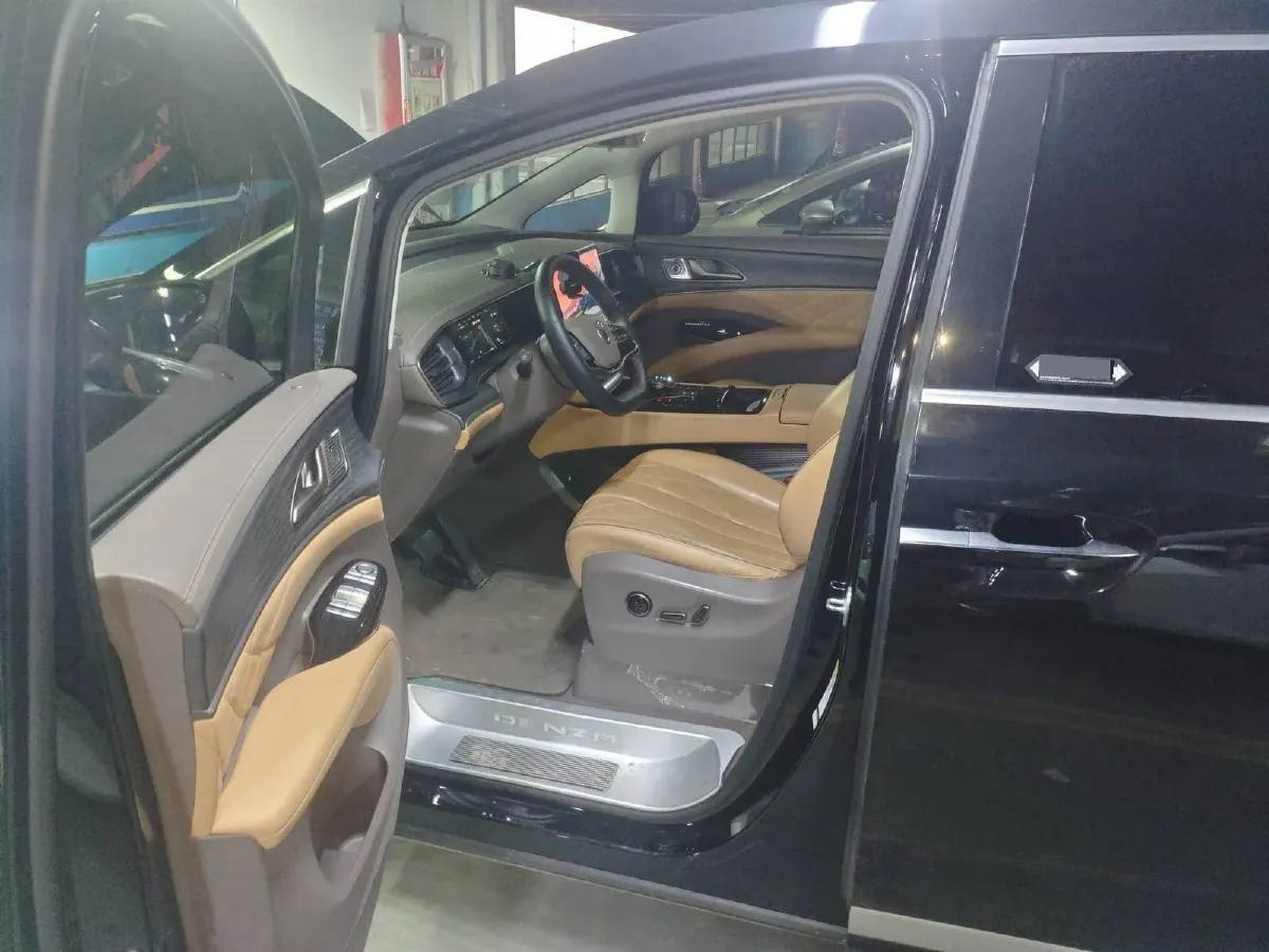 2024 Denza D9 1.5T 139HP L4 E-CVT PHEV 40KWH,autocango,china used car exporter,china ev exporter,chinese used car exporter,chinese used ev exporter