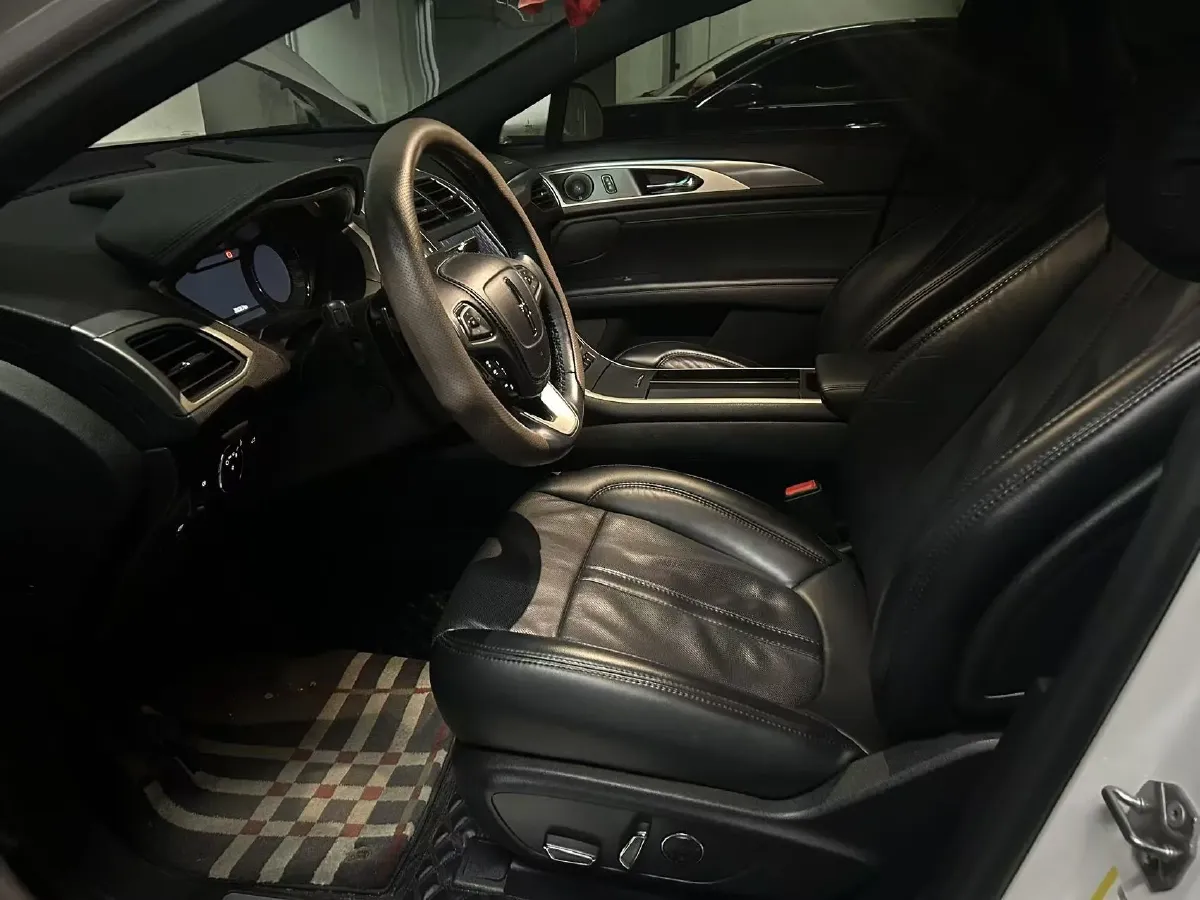 2020 Lincoln MKZ 2.0T 234HP L4 6AT,autocango,china used car exporter,china ev exporter,chinese used car exporter,chinese used ev exporter