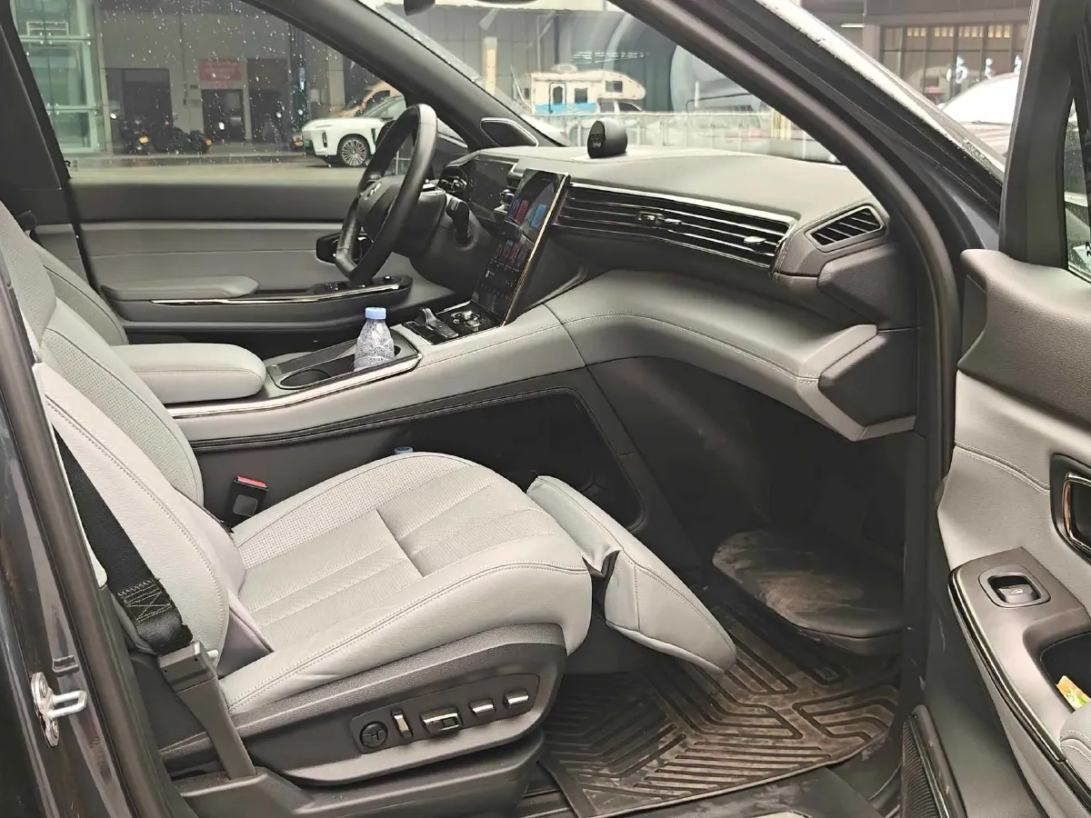 2020 NIO ES8 BEV 100KWH,autocango,china used car exporter,china ev exporter,chinese used car exporter,chinese used ev exporter