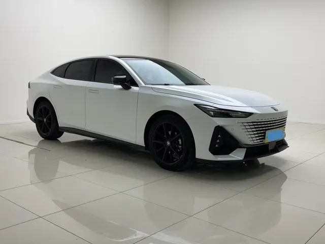 2022 ChangAn UNI-V 1.5T 188HP L4 7DCT,autocango,china used car exporter,china ev exporter,chinese used car exporter,chinese used ev exporter