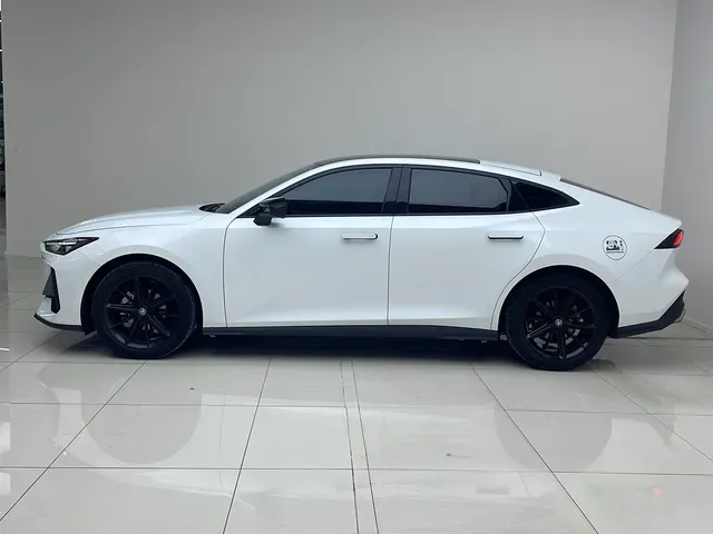 2022 ChangAn UNI-V 1.5T 188HP L4 7DCT,autocango,china used car exporter,china ev exporter,chinese used car exporter,chinese used ev exporter