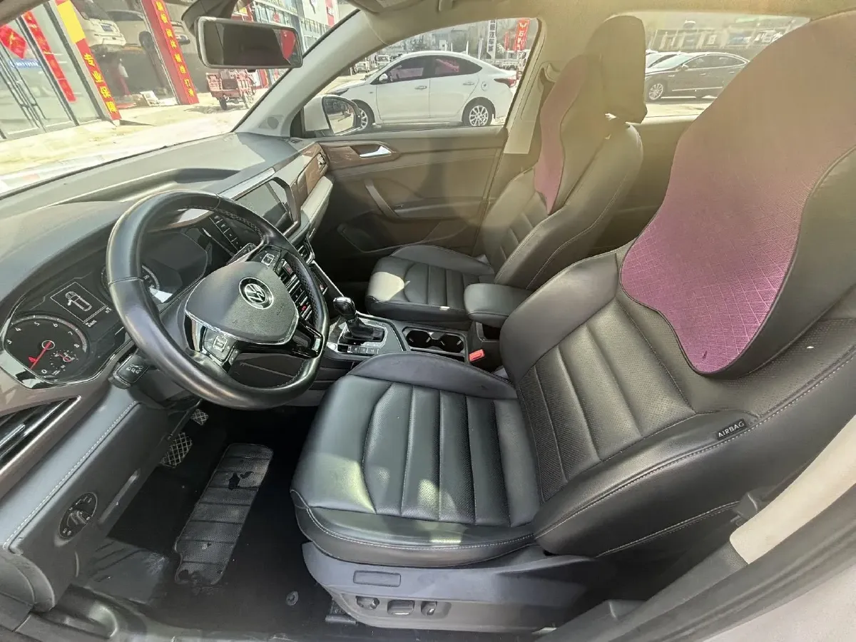 2021 Volkswagen Tharu 1.4T 150HP L4 7DCT,autocango,china used car exporter,china ev exporter,chinese used car exporter,chinese used ev exporter