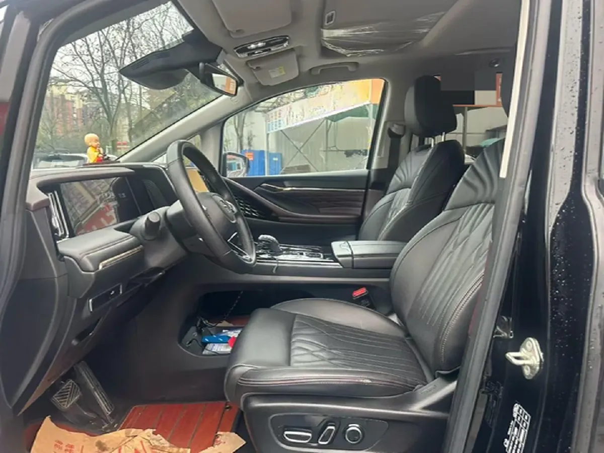 2023 GAC Trumpchi M8 2.0T 252HP L4 8AT,autocango,china used car exporter,china ev exporter,chinese used car exporter,chinese used ev exporter