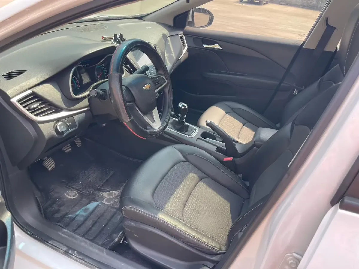 2019 Chevrolet Cavalier 1.5L 113HP L4 5MT,autocango,china used car exporter,china ev exporter,chinese used car exporter,chinese used ev exporter