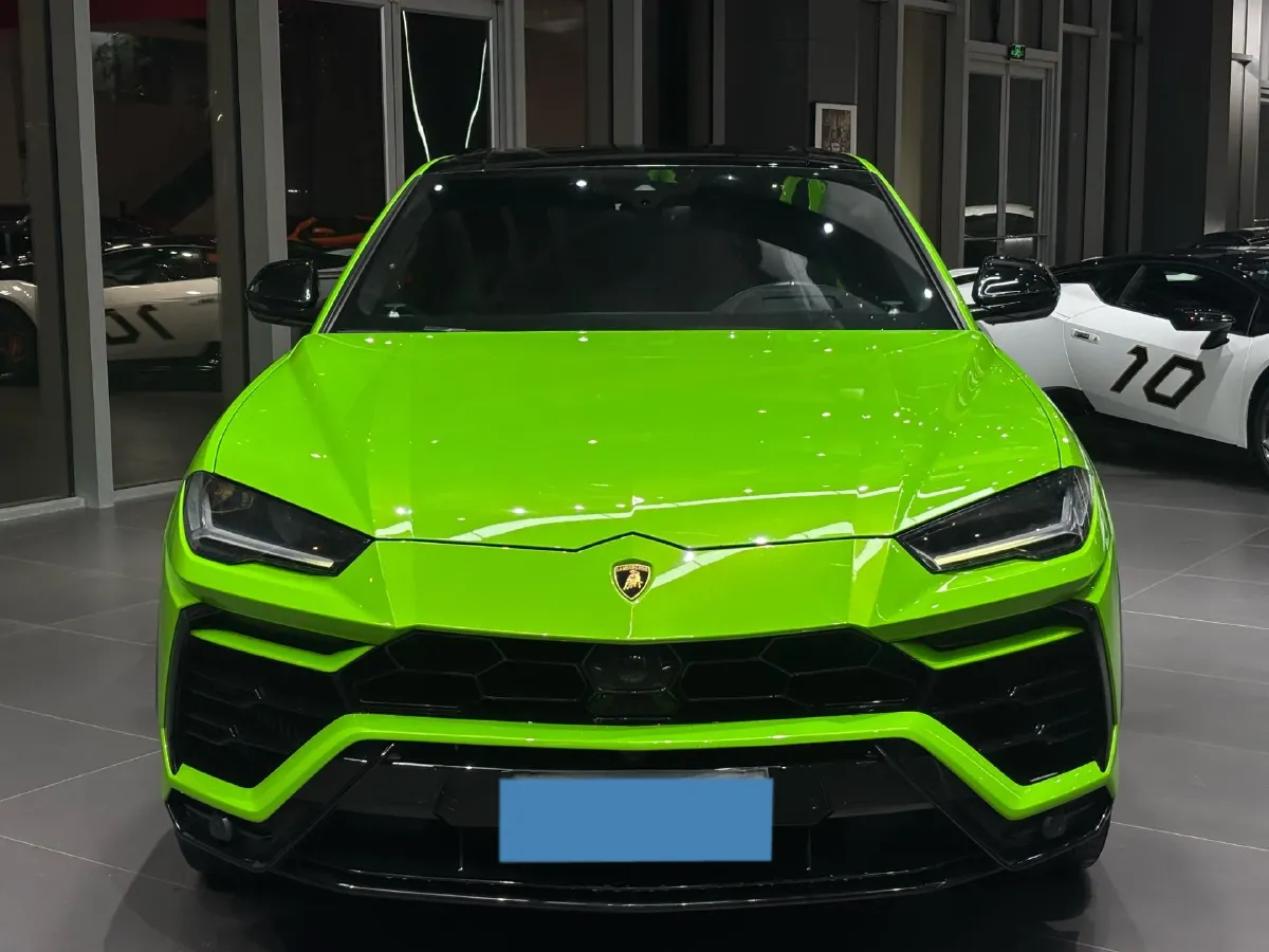 2021 Lamborghini Urus 4.0T 641HP V8 8AT,autocango,china used car exporter,china ev exporter,chinese used car exporter,chinese used ev exporter