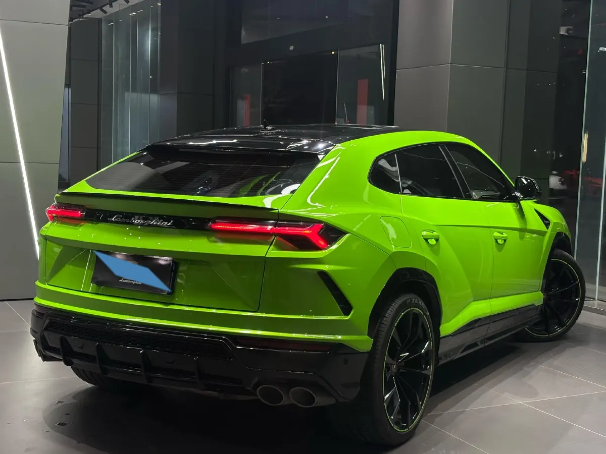 2021 Lamborghini Urus 4.0T 641HP V8 8AT,autocango,china used car exporter,china ev exporter,chinese used car exporter,chinese used ev exporter