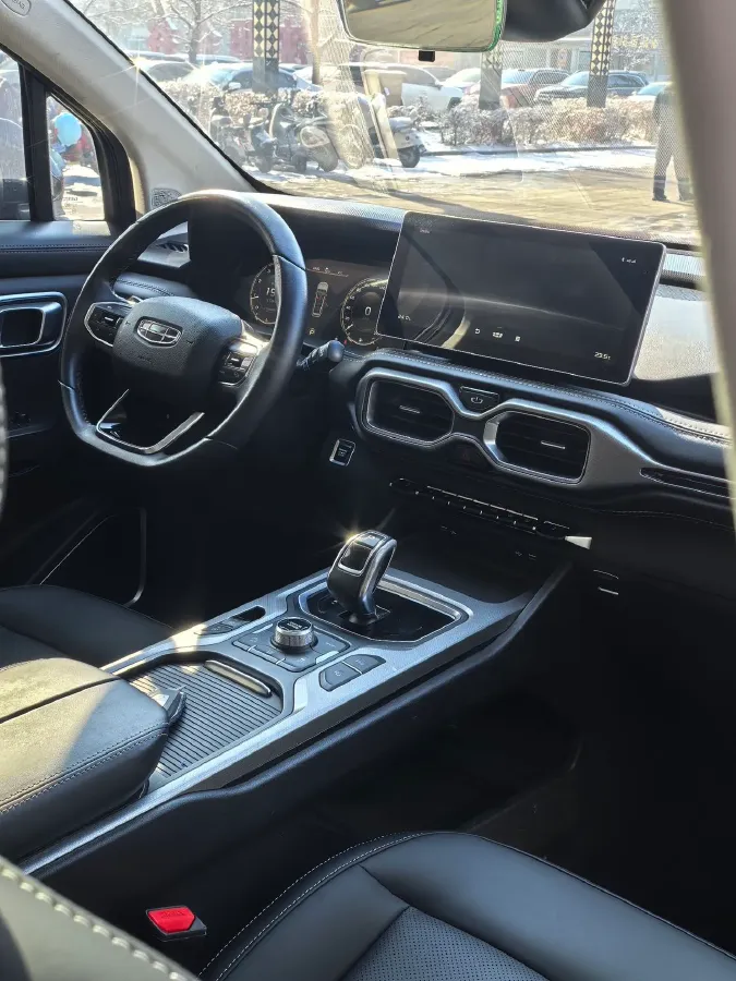 2020 Geely Okavango 1.8T 184HP L4 7DCT,autocango,china used car exporter,china ev exporter,chinese used car exporter,chinese used ev exporter