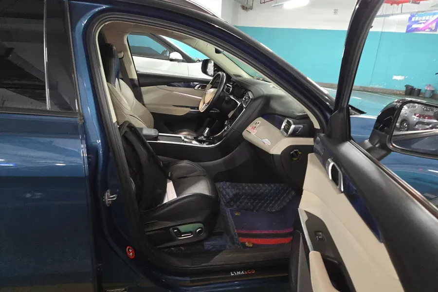 2017 Foton Sauvana 2.0T 218HP L4 6AT,autocango,china used car exporter,china ev exporter,chinese used car exporter,chinese used ev exporter