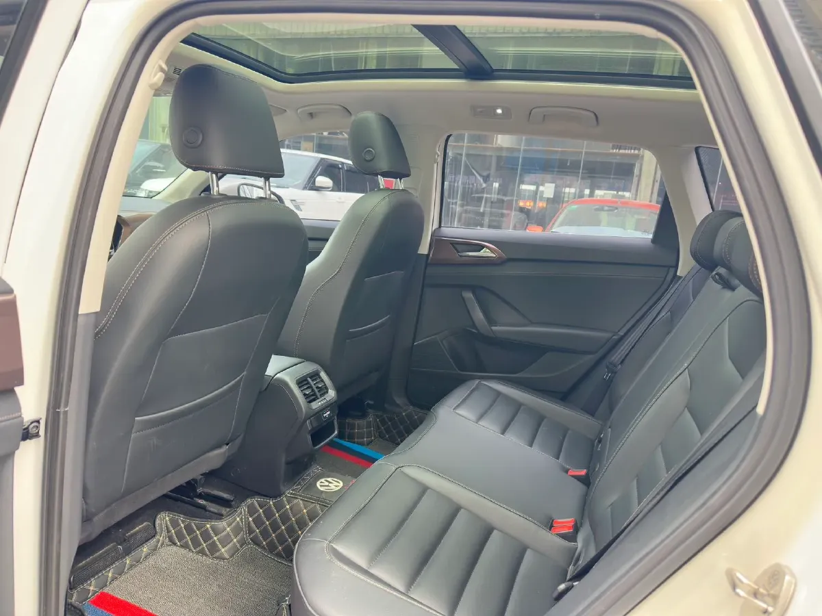 2021 Volkswagen Tharu 1.4T 150HP L4 7DCT,autocango,china used car exporter,china ev exporter,chinese used car exporter,chinese used ev exporter