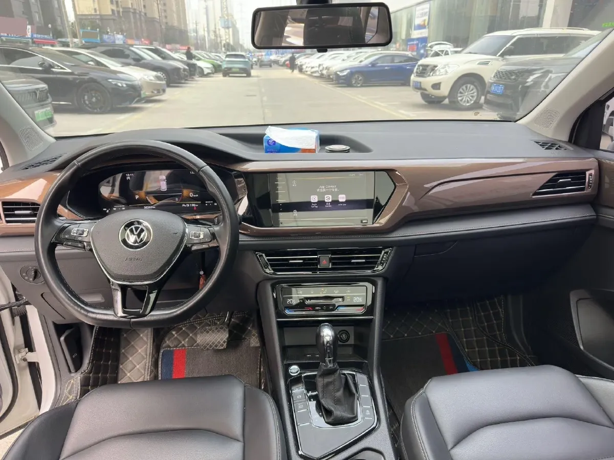 2021 Volkswagen Tharu 1.4T 150HP L4 7DCT,autocango,china used car exporter,china ev exporter,chinese used car exporter,chinese used ev exporter