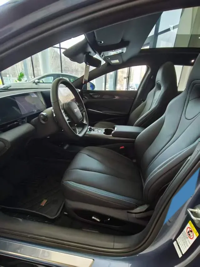 2025 BYD Seal BEV 61.44KWH,autocango,china used car exporter,china ev exporter,chinese used car exporter,chinese used ev exporter