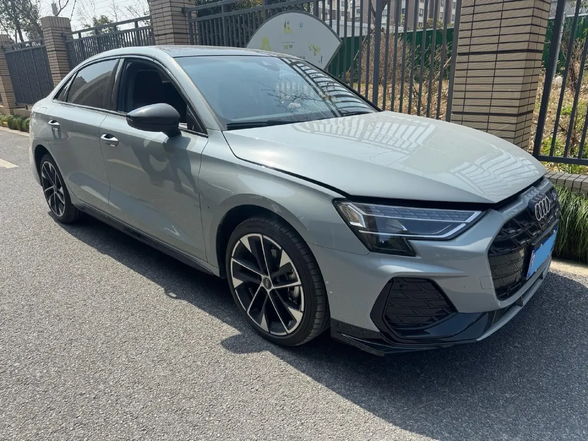 2025 Audi A3 1.5T 160HP L4 7DCT,autocango,china used car exporter,china ev exporter,chinese used car exporter,chinese used ev exporter
