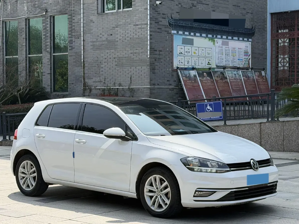 2018 Volkswagen Golf 1.4T 131HP L4 7DCT,autocango,china used car exporter,china ev exporter,chinese used car exporter,chinese used ev exporter
