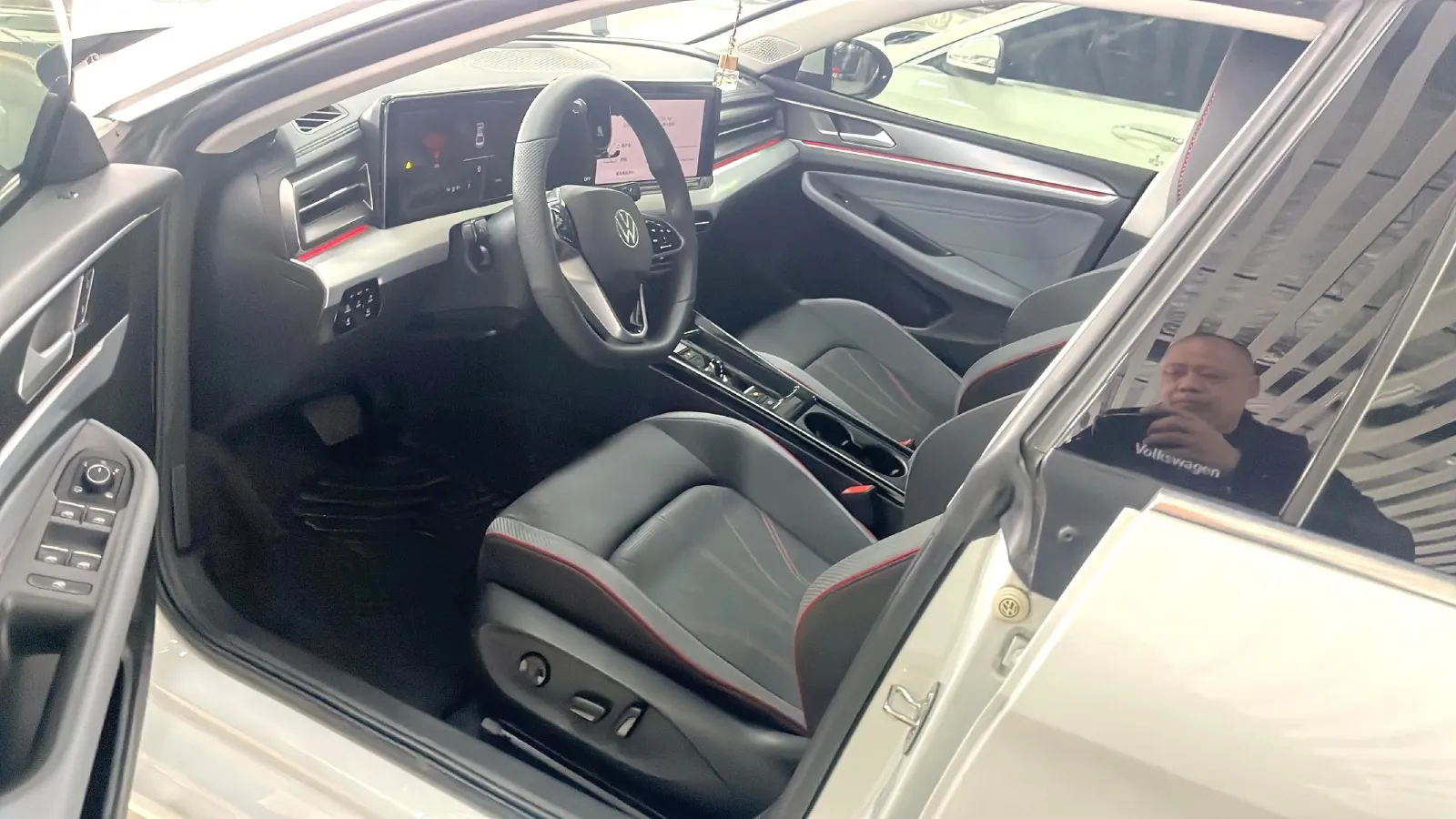 2024 Volkswagen Lamando 1.4T 150HP L4 7DCT,autocango,china used car exporter,china ev exporter,chinese used car exporter,chinese used ev exporter