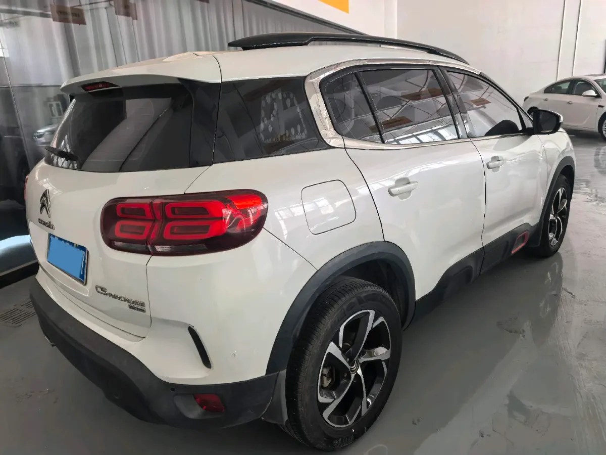 2019 Citroen C5 Aircross 1.6T 167HP L4 6AT,autocango,china used car exporter,china ev exporter,chinese used car exporter,chinese used ev exporter