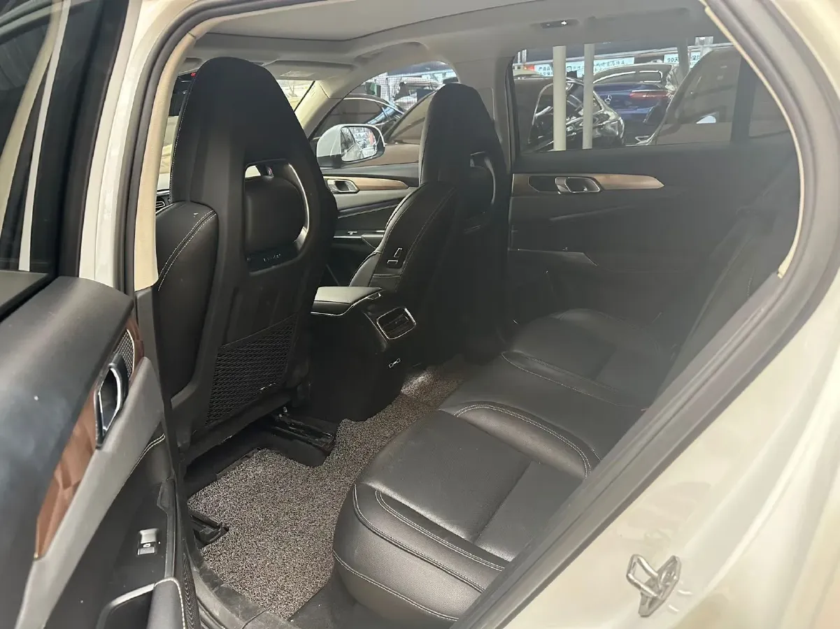 2019 Beijing BJ40 2.0T 218HP L4 6AT,autocango,china used car exporter,china ev exporter,chinese used car exporter,chinese used ev exporter