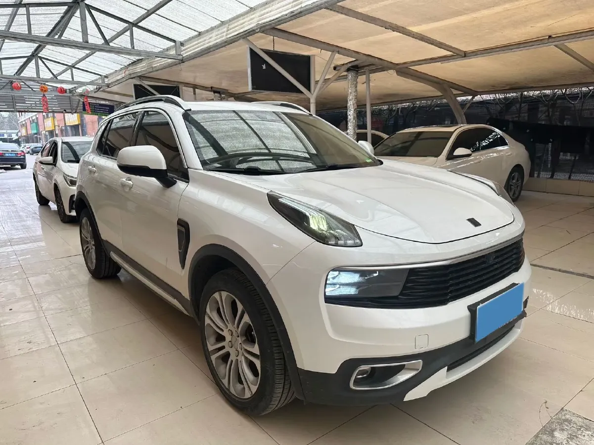2019 Beijing BJ40 2.0T 218HP L4 6AT,autocango,china used car exporter,china ev exporter,chinese used car exporter,chinese used ev exporter