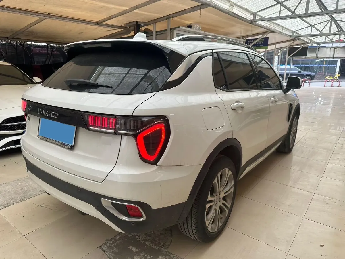 2019 Beijing BJ40 2.0T 218HP L4 6AT,autocango,china used car exporter,china ev exporter,chinese used car exporter,chinese used ev exporter