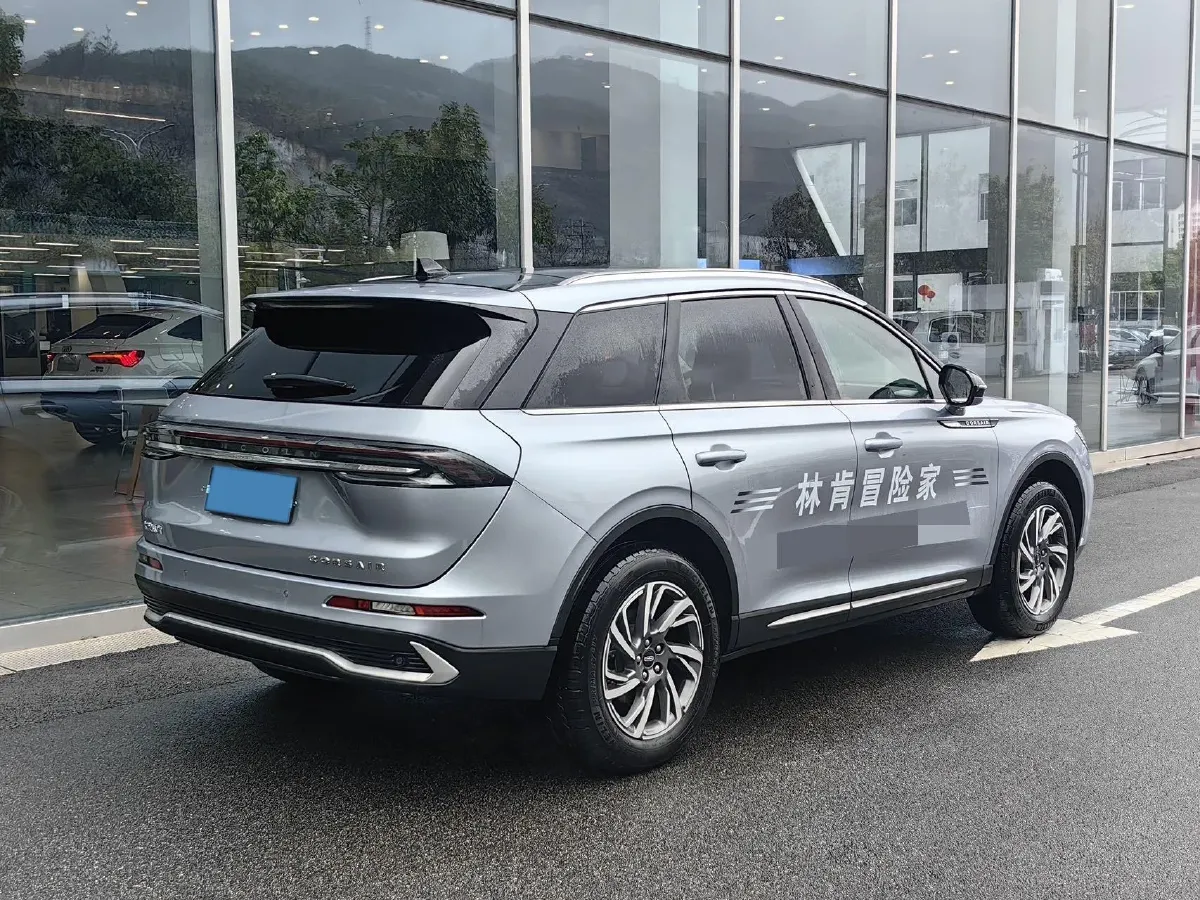 2025 Lincoln Corsair 2.0T 261HP L4 8AT,autocango,china used car exporter,china ev exporter,chinese used car exporter,chinese used ev exporter