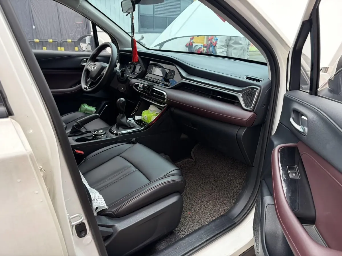 2021 GAC Trumpchi GS4 1.5T 169HP L4 6MT,autocango,china used car exporter,china ev exporter,chinese used car exporter,chinese used ev exporter