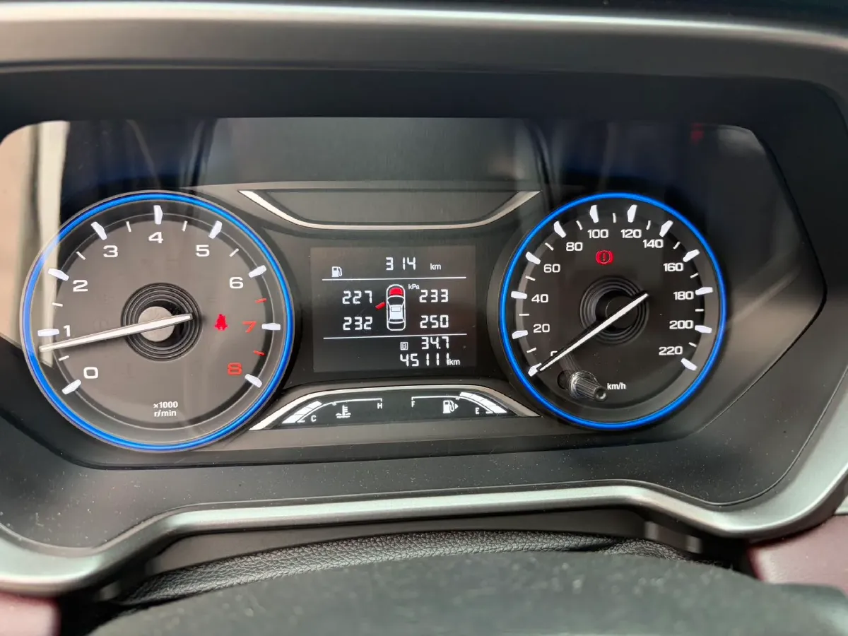 2021 GAC Trumpchi GS4 1.5T 169HP L4 6MT,autocango,china used car exporter,china ev exporter,chinese used car exporter,chinese used ev exporter