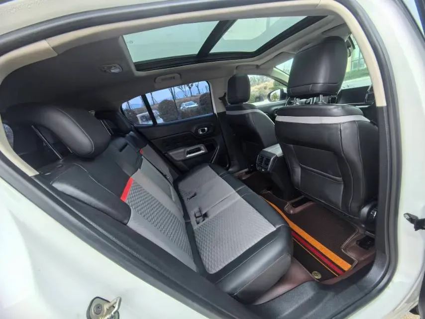 2019 Citroen C5 Aircross 1.6T 167HP L4 6AT,autocango,china used car exporter,china ev exporter,chinese used car exporter,chinese used ev exporter