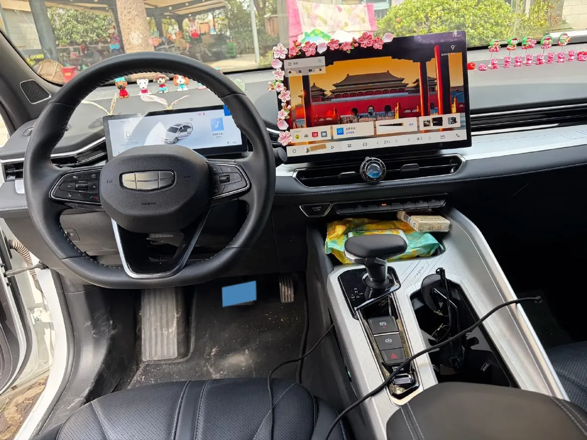 2025 Geely Preface 1.5T 181HP L4 7DCT,autocango,china used car exporter,china ev exporter,chinese used car exporter,chinese used ev exporter