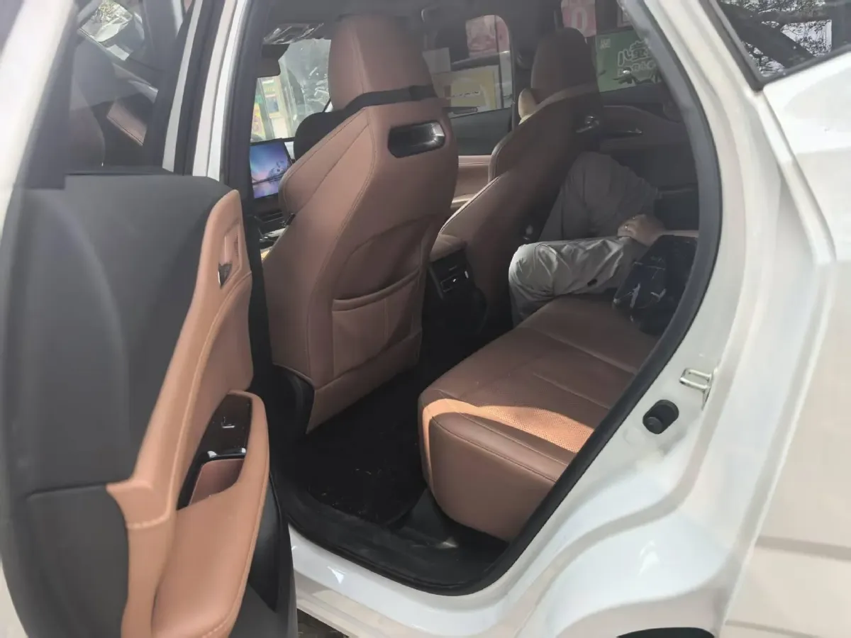 2025 ChangAn UNI-Z 1.5T 188HP L4 7DCT,autocango,china used car exporter,china ev exporter,chinese used car exporter,chinese used ev exporter