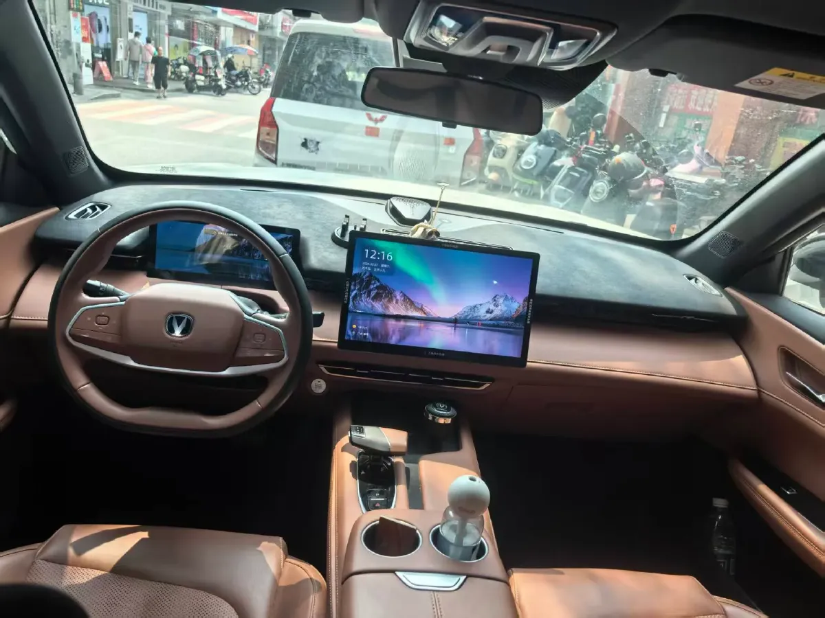 2025 ChangAn UNI-Z 1.5T 188HP L4 7DCT,autocango,china used car exporter,china ev exporter,chinese used car exporter,chinese used ev exporter