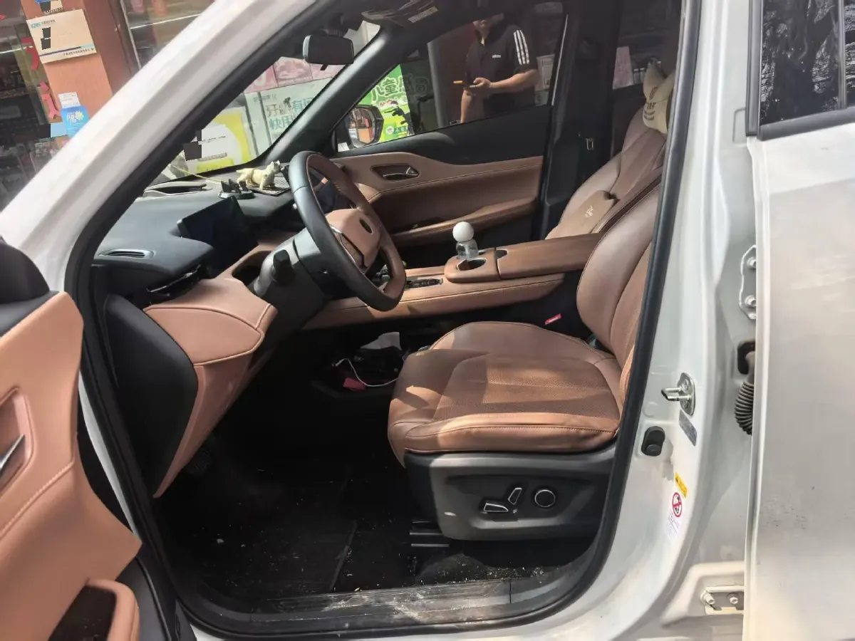 2025 ChangAn UNI-Z 1.5T 188HP L4 7DCT,autocango,china used car exporter,china ev exporter,chinese used car exporter,chinese used ev exporter