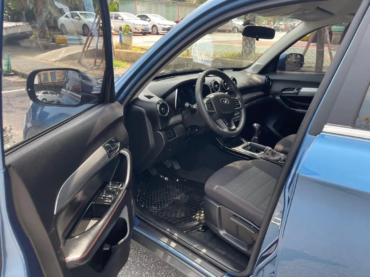 2018 KaiYi X3 1.6L 126HP L4 5MT,autocango,china used car exporter,china ev exporter,chinese used car exporter,chinese used ev exporter