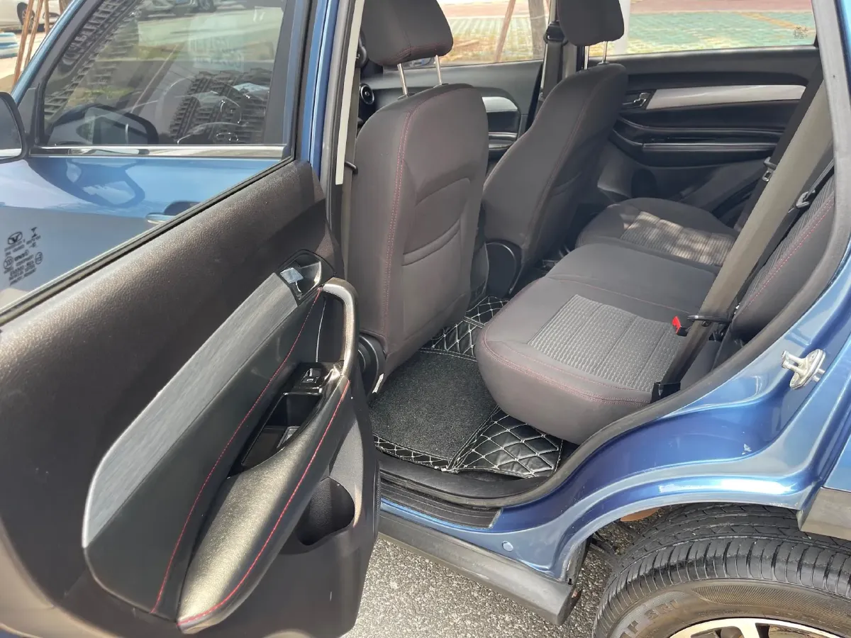 2018 KaiYi X3 1.6L 126HP L4 5MT,autocango,china used car exporter,china ev exporter,chinese used car exporter,chinese used ev exporter