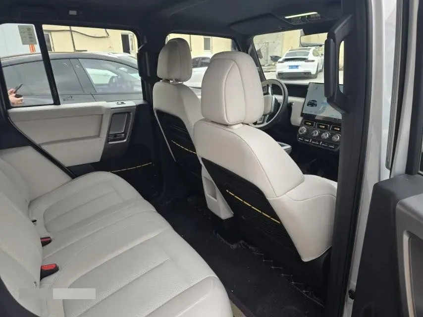 2025 Yufeng Auto Golden Warehouse BEV,autocango,china used car exporter,china ev exporter,chinese used car exporter,chinese used ev exporter