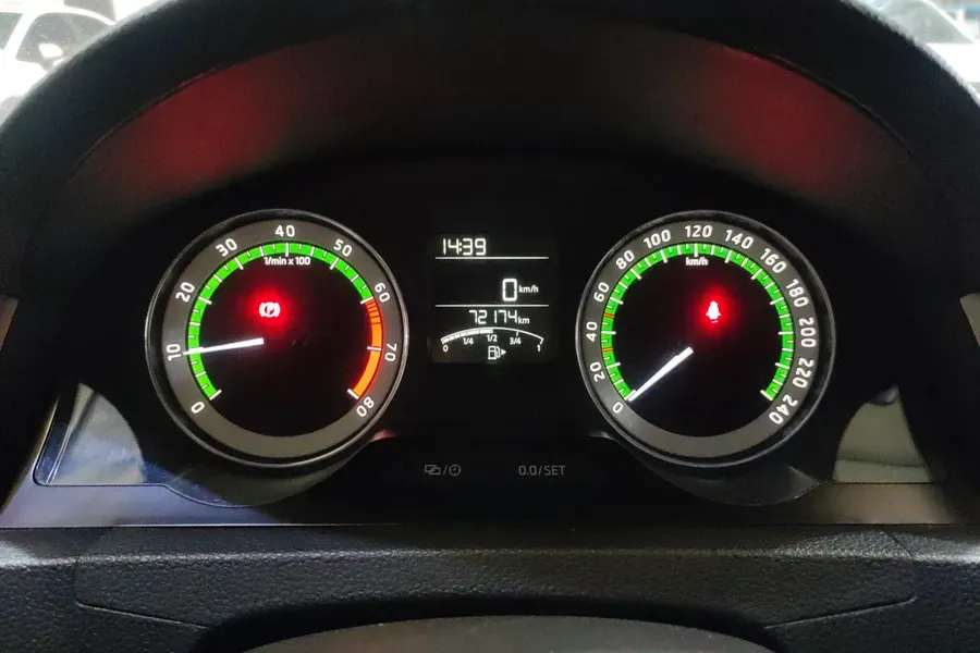 2018 Skoda Rapid 1.6L 110HP L4 6AT,autocango,china used car exporter,china ev exporter,chinese used car exporter,chinese used ev exporter