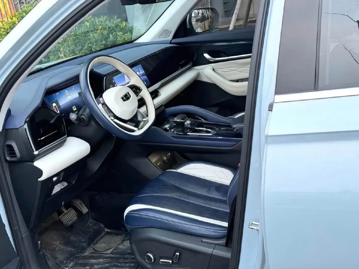 2022 Citroen C5 X 1.6T 175HP L4 8AT,autocango,china used car exporter,china ev exporter,chinese used car exporter,chinese used ev exporter