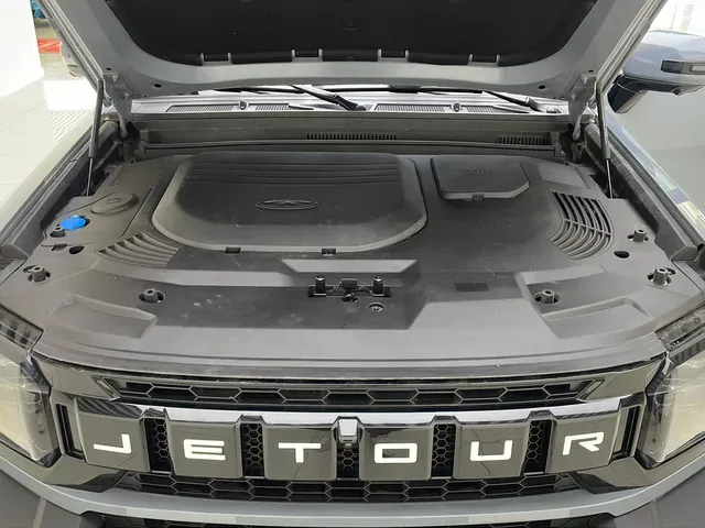 2023 Jetour Traveller 2.0T 254HP L4 7DCT,autocango,china used car exporter,china ev exporter,chinese used car exporter,chinese used ev exporter