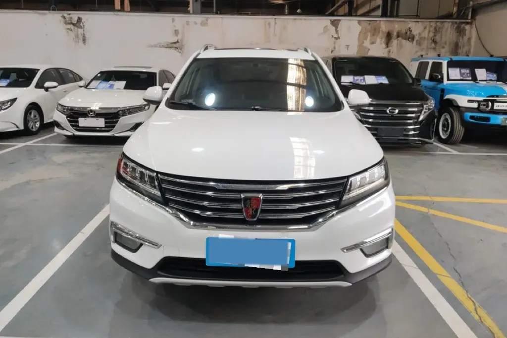 2019 Roewe i6 1.5T 169HP L4 7DCT,autocango,china used car exporter,china ev exporter,chinese used car exporter,chinese used ev exporter