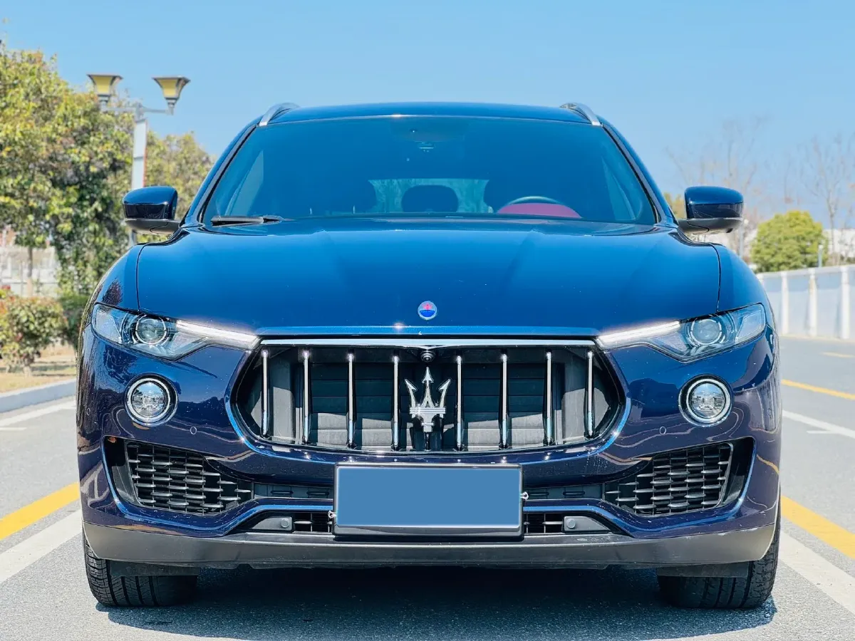 2019 Maserati Levante 3.0T 350HP V6 8AT,autocango,china used car exporter,china ev exporter,chinese used car exporter,chinese used ev exporter