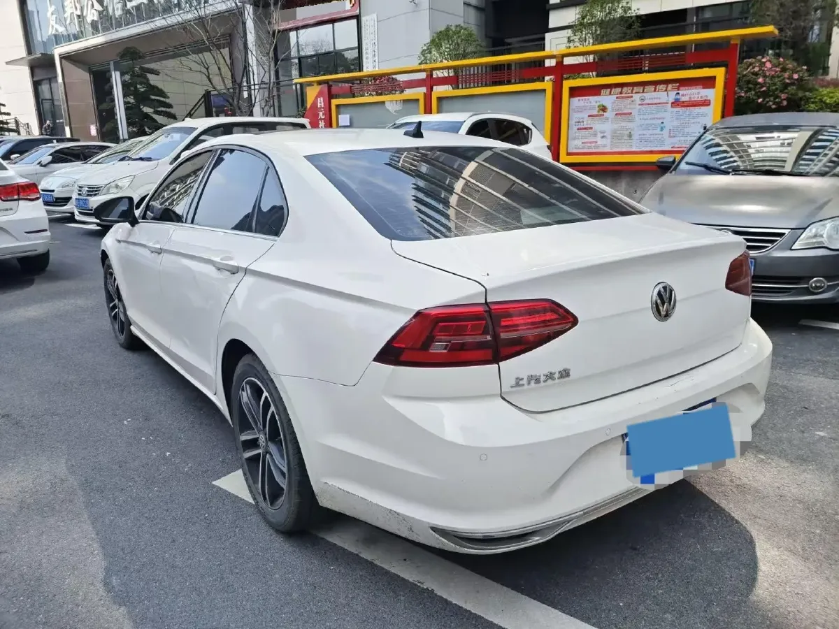 2021 Volkswagen Lamando 1.4T 150HP L4 7DCT,autocango,china used car exporter,china ev exporter,chinese used car exporter,chinese used ev exporter